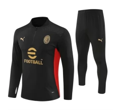 AC Milan Tute Felpe da Allenamento Bambino 2024/25 - 1-4 Zip Nero AC Milan Tute Felpe da Allenamento Bambino 2024/25 - 1-4 Zip Nero