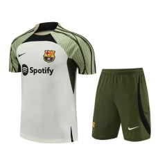 FC Barcelona Tute Maglia da Allenamento 2023/24 - Verde FC Barcelona Tute Maglia da Allenamento 2023/24 - Verde