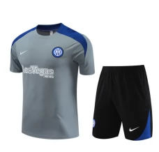 Inter Milan Tute Maglia da Allenamento Bambino 2024/25 - Shorts Grigio Inter Milan Tute Maglia da Allenamento Bambino 2024/25 - Shorts Grigio