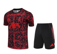 Liverpool FC Tuta Maglia da Allenamento Bambino 2025/26 - Shorts Rosso