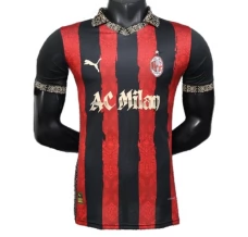 Maglia AC Milan Divisa Prima Rossoneri Bloom 2025/26 Maglia AC Milan Divisa Prima Rossoneri Bloom 2025/26