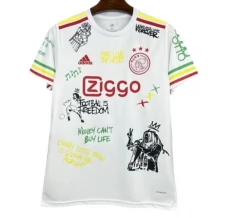 Maglia Ajax Amsterdam Divisa Prima Special Edition Bob Marley 2025/26 Maglia Ajax Amsterdam Divisa Prima Special Edition Bob Marley 2025/26