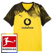 Maglia BV Borussia 09 Dortmund Divisa Prima Bundesliga Patch 2025/26 Maglia BV Borussia 09 Dortmund Divisa Prima Bundesliga Patch 2025/26