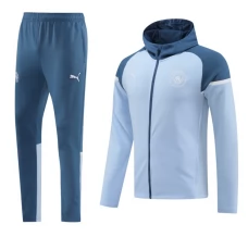Manchester City Tute Giacca da Allenamento 2024/25 - Cappuccio Blu Manchester City Tute Giacca da Allenamento 2024/25 - Cappuccio Blu