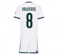 Prima Divisa Real Madrid Valverde 8 2026/27 Bambino Prima Divisa Real Madrid Valverde 8 2026/27 Bambino