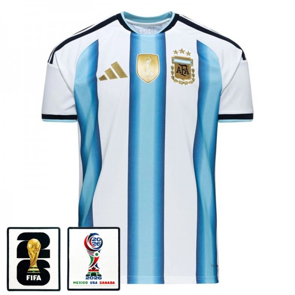 Prima Maglia Argentina Mondiali 2026 con Patch Prima Maglia Argentina Mondiali 2026 con Patch