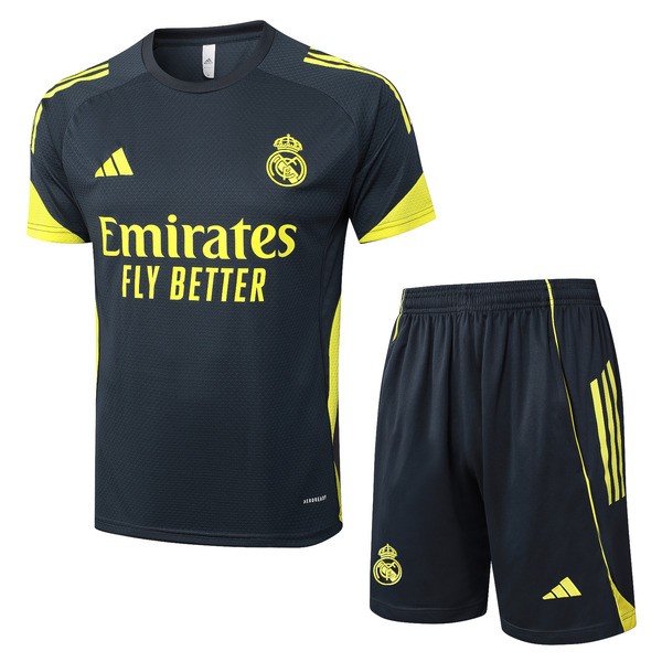 Real Madrid Tuta Maglia da Allenamento 2025/26 - Shorts Nero Real Madrid Tuta Maglia da Allenamento 2025/26 - Shorts Nero