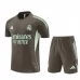 Real Madrid Tute Maglia da Allenamento Bambino 2025/26 - Shorts Cachi